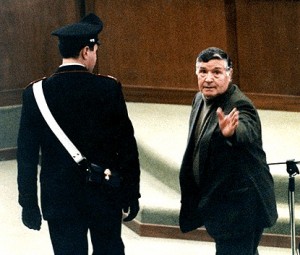 toto-riina-tribunale